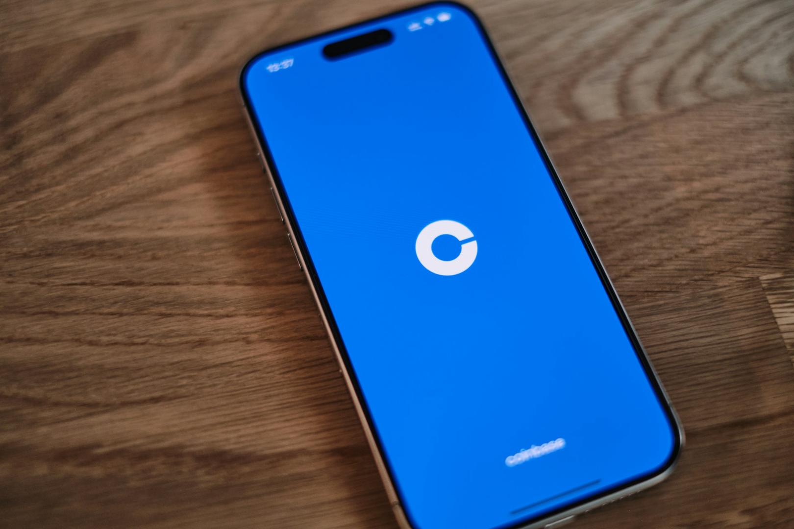 coinbase-s-asset-manager-to-offer-stablecoin-credit-fund-with-tokenized-share-class