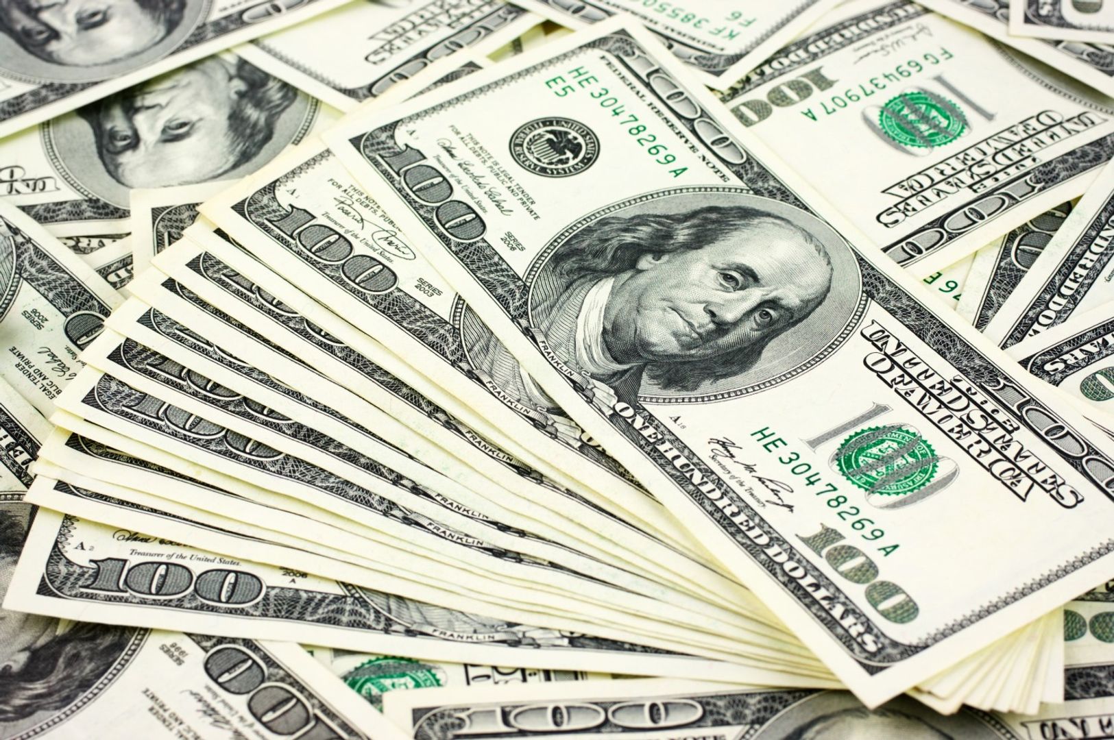 a16z-paradigm-lead-usd175-million-bet-to-move-global-credit-markets-onchain